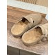 MM6 slippers