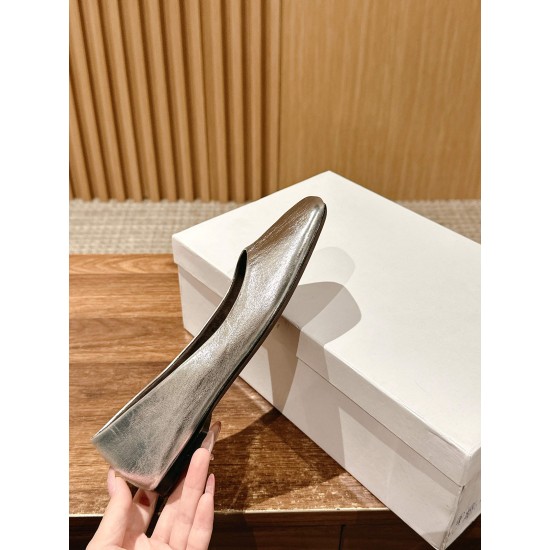 The row sandals