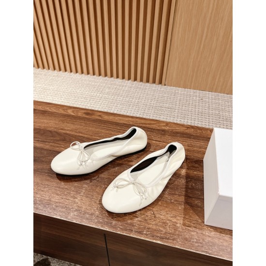 The row sandals