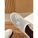MM6 slippers