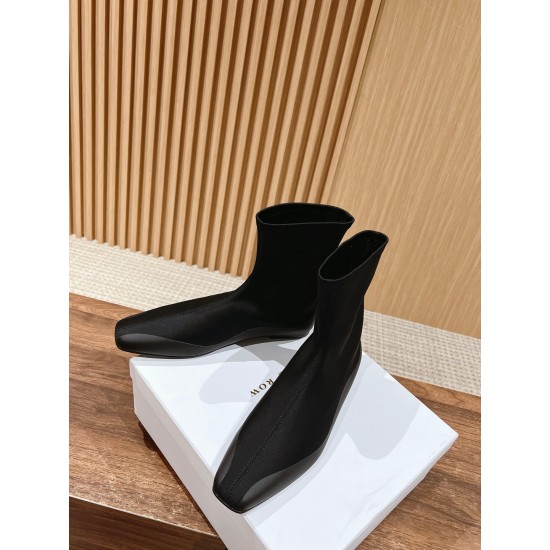 The row boots