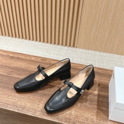 MM6 sandals