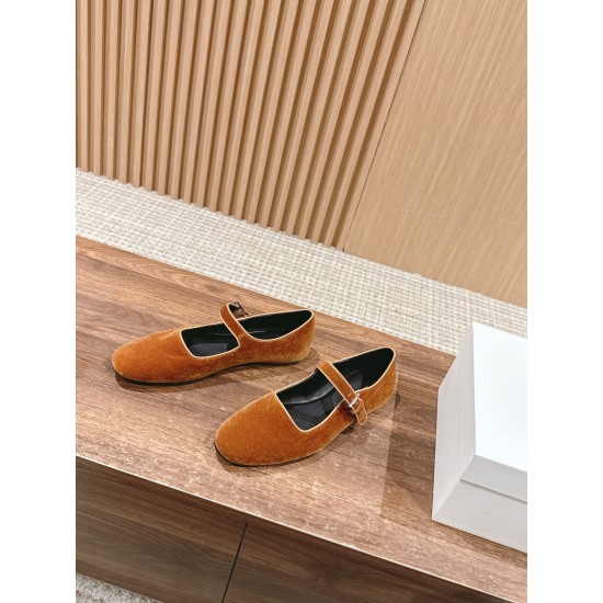 The row sandals