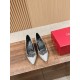 RV high heels