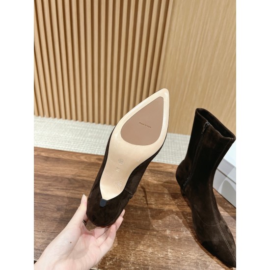 MM6 boots