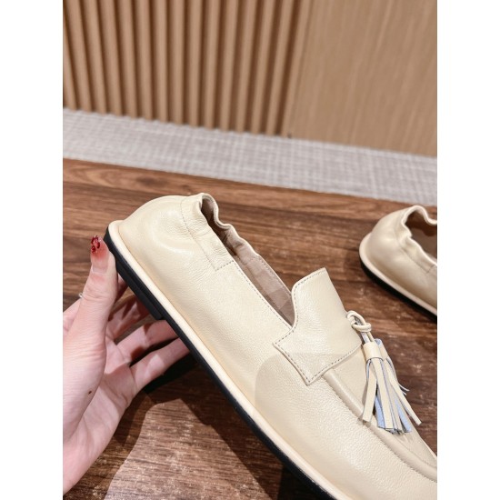 MM6 sandals