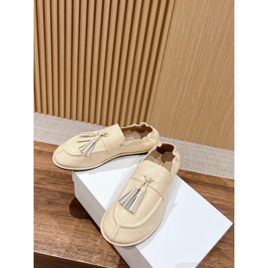 MM6 sandals