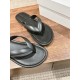MM6 slippers