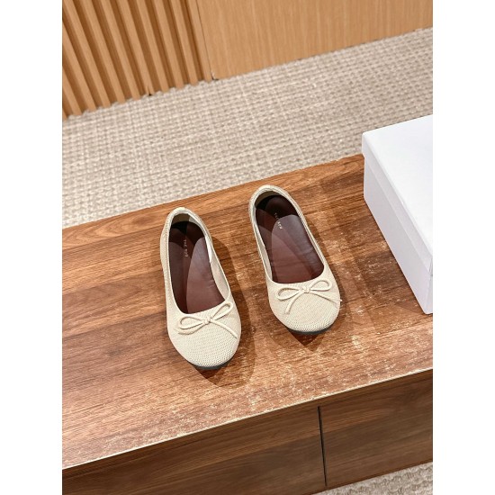 The row sandals