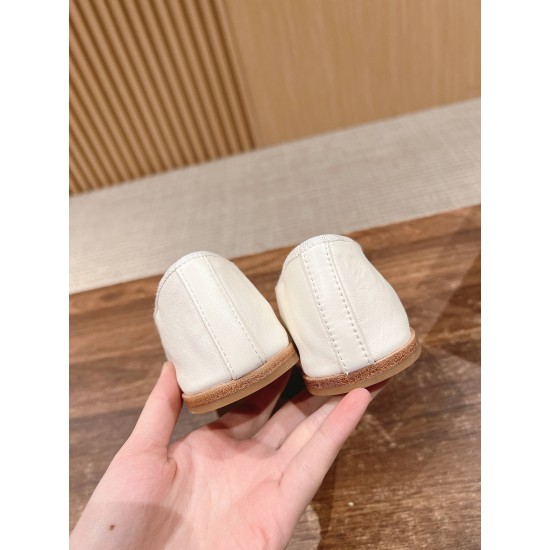 The row sandals