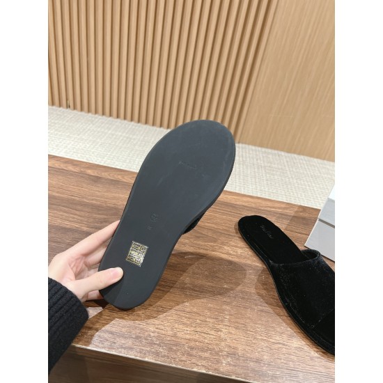 The row slippers