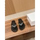 MM6 slippers
