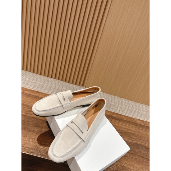 The row loafers The row loafers
