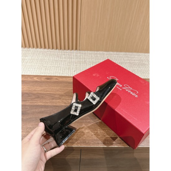 RV Mary Jane Shoes