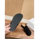 MM6 slippers