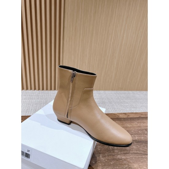 The row boots