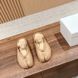 MM6 sneakers