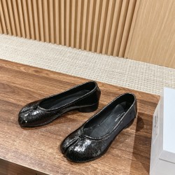 MM6 sneakers