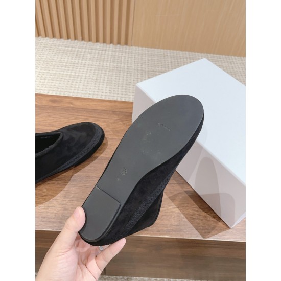 The row boots