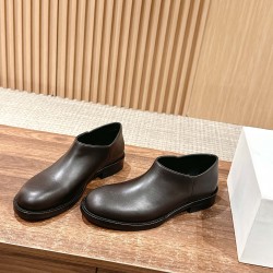 The row boots