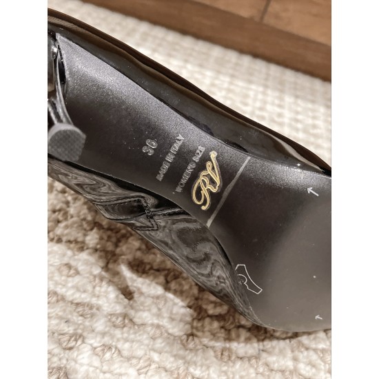 RV high heels
