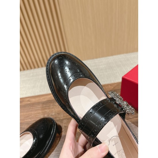 RV Mary Jane Shoes