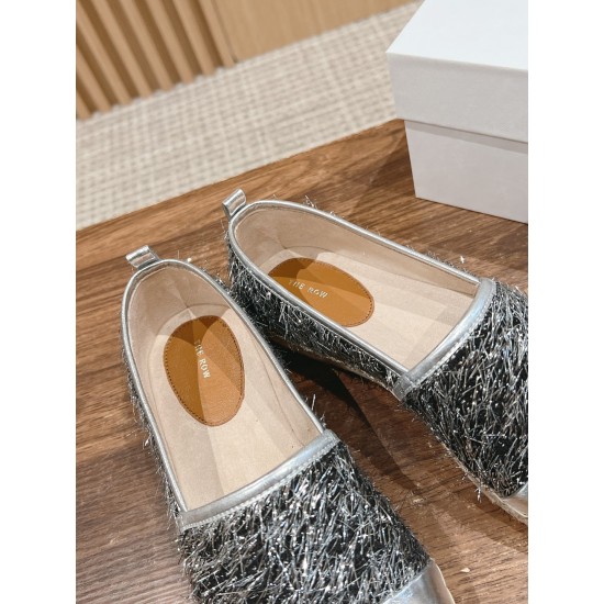 MM6 sandals
