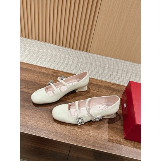 RV Mary Jane Shoes