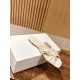 MM6 slippers