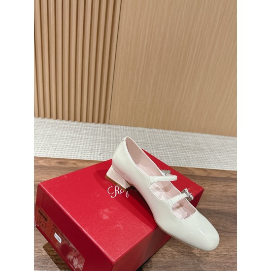 RV Mary Jane Shoes
