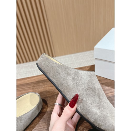 The row slippers