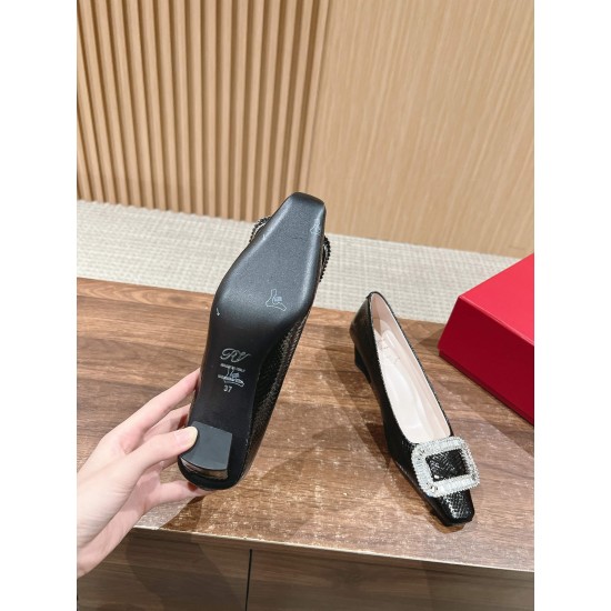 RV single shoe