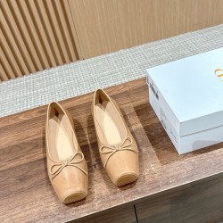 The row sandals