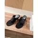 MM6 slippers