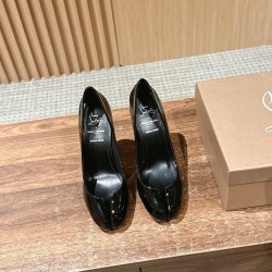 MM6 sandals