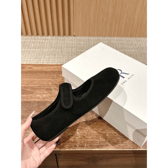 MM6 sandals