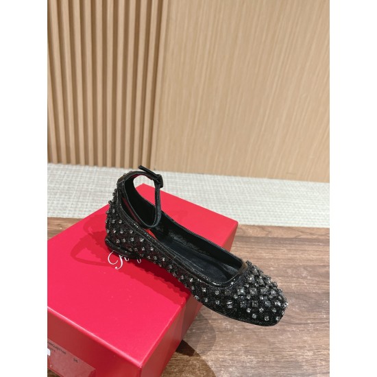 RV ballet shoes
