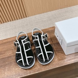 MM6 sandals