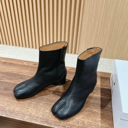 MM6 boots