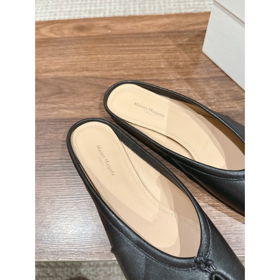 MM6 sneakers