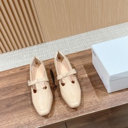 MM6 sandals