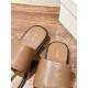 MM6 slippers