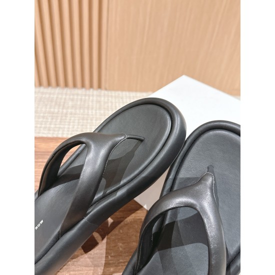 The row slippers