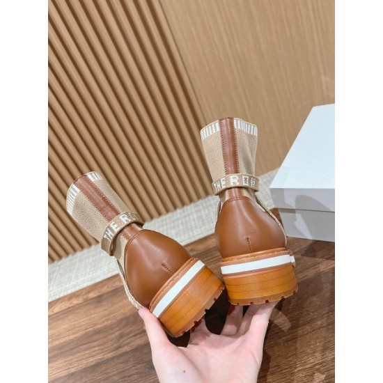 The row boots
