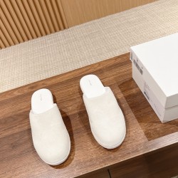 The row slippers