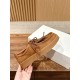 MM6 slippers