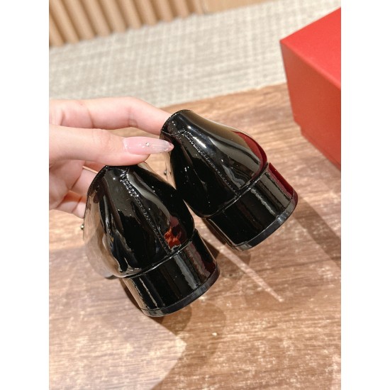 RV single shoe