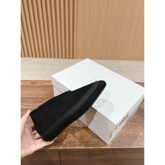 The row boots