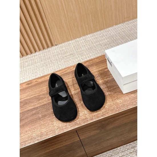 MM6 sandals