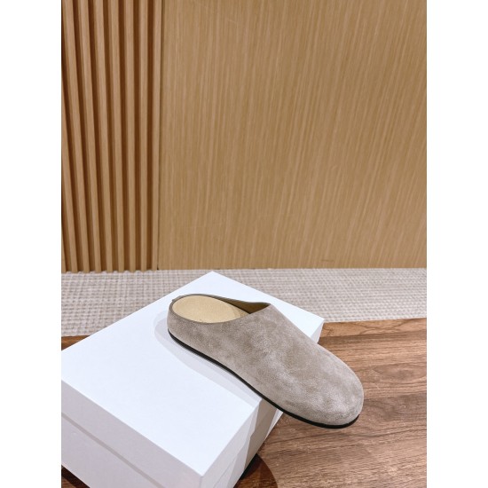 The row slippers